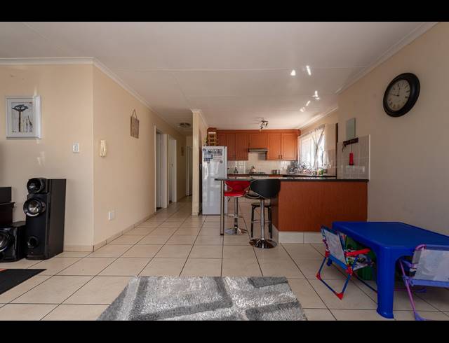 3 BEDROOM TOWNHOUSE SOLD IN ELANDSPARK